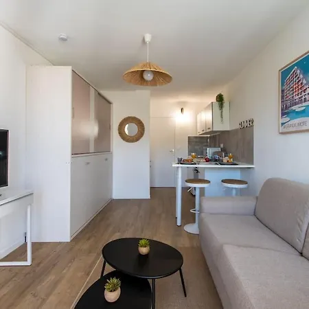 Etoile De * Wifi * Parking * Clim * * La Grande Motte